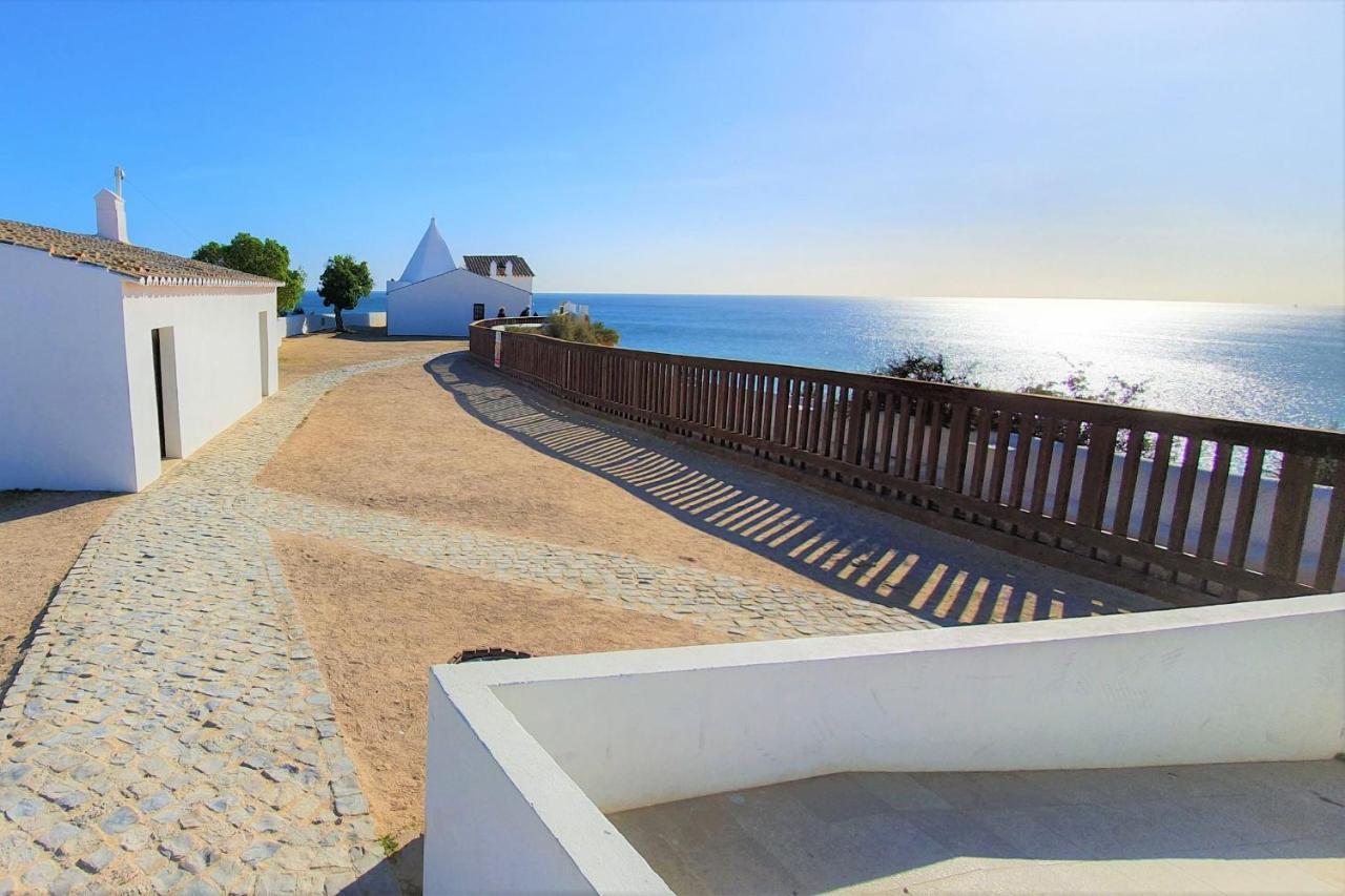 Lovelystay - The Algarvean Oasis Armacao de Pera Exterior photo